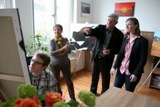 zum Bild